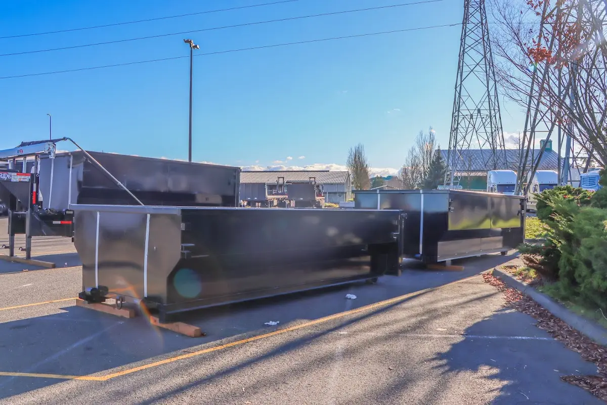Professional dumpster rental and junk removal service in Hamlin